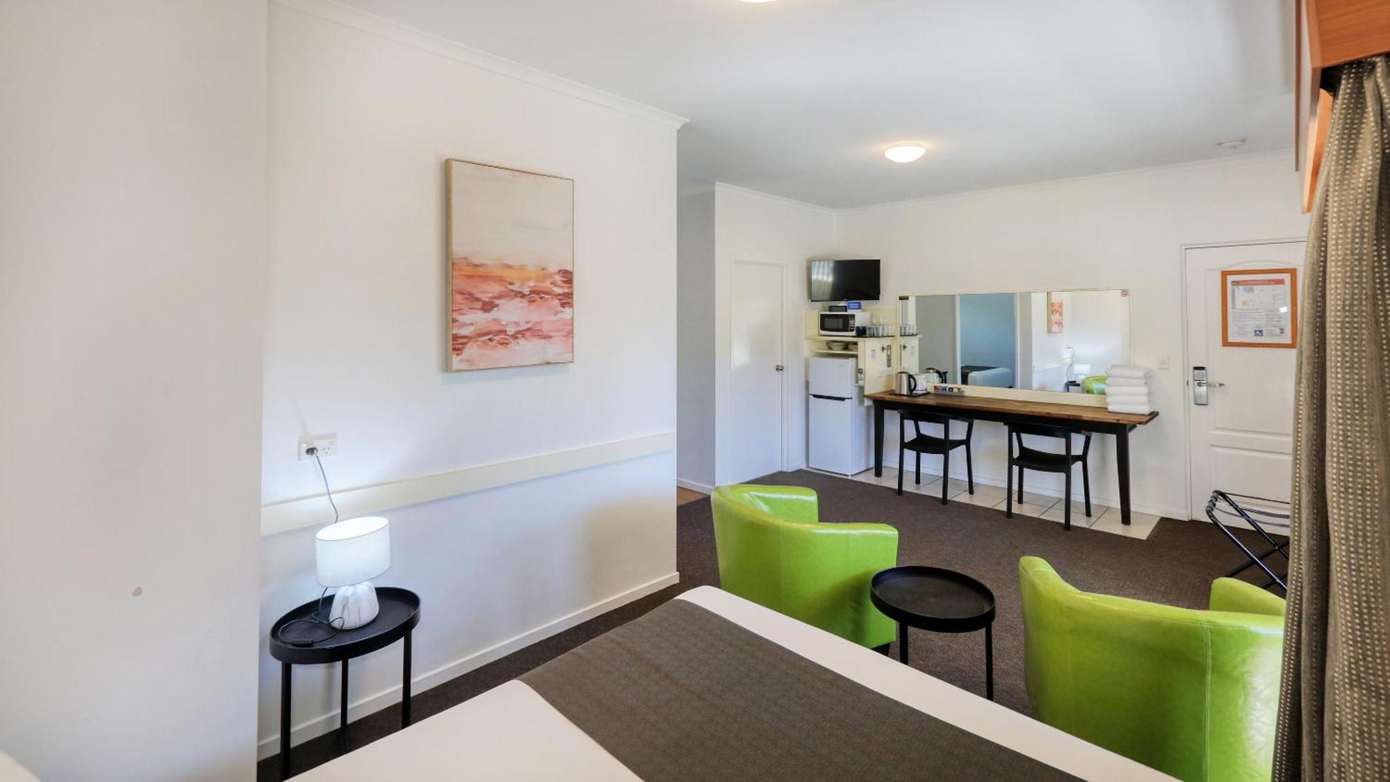 Best Western Caboolture Gateway Motel Экстерьер фото